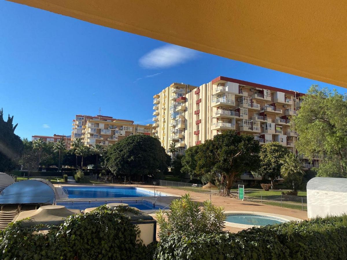 Cosy Studio with balcony in Bonanza Square Appartamento Benalmádena Esterno foto